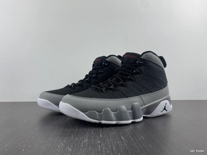 628 9 WellDesigned Grey Particle Jordan CT8019- Retro 1113